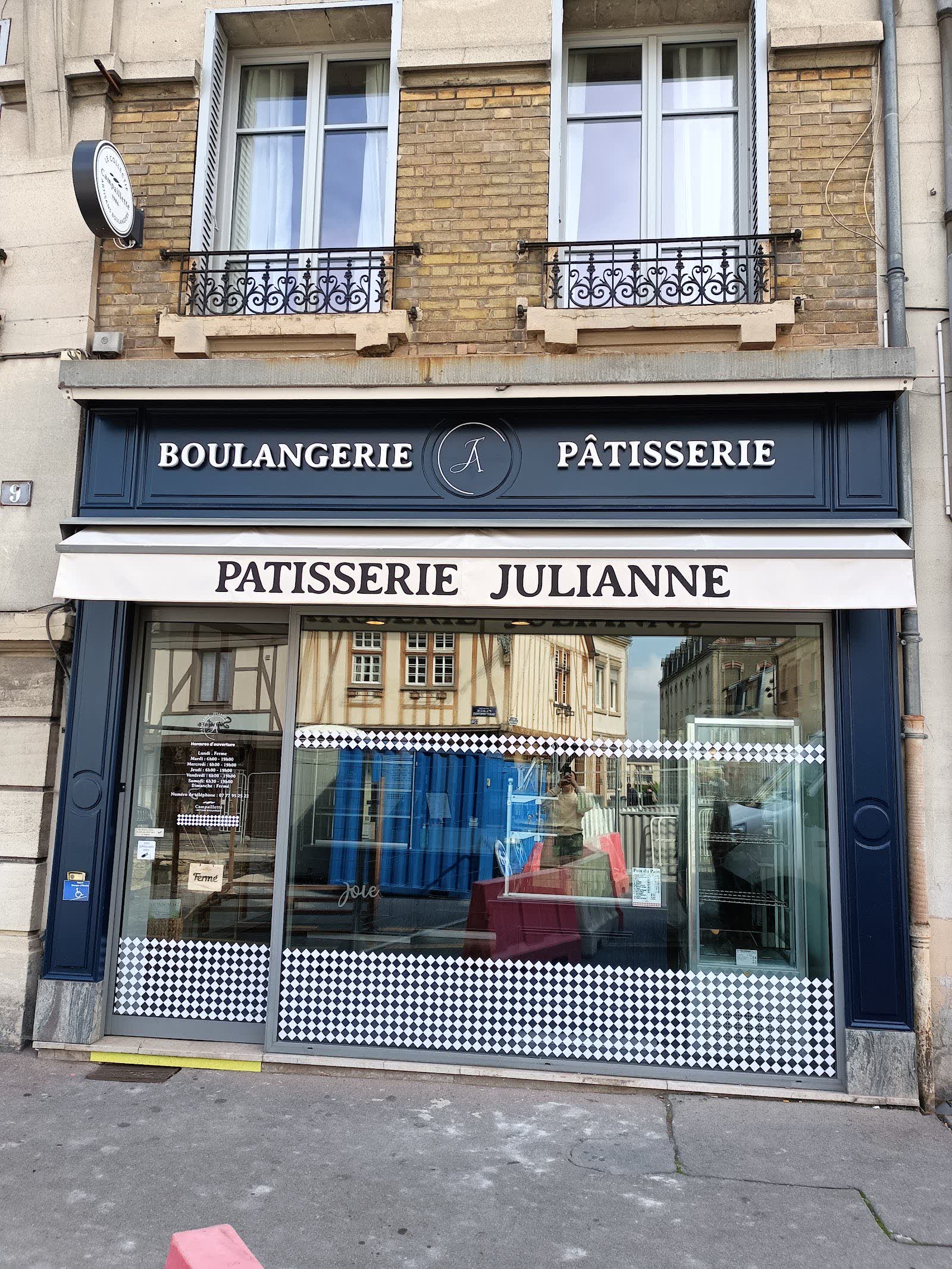 Façade de la Boulangerie-Pâtisserie Julianne à Reims
